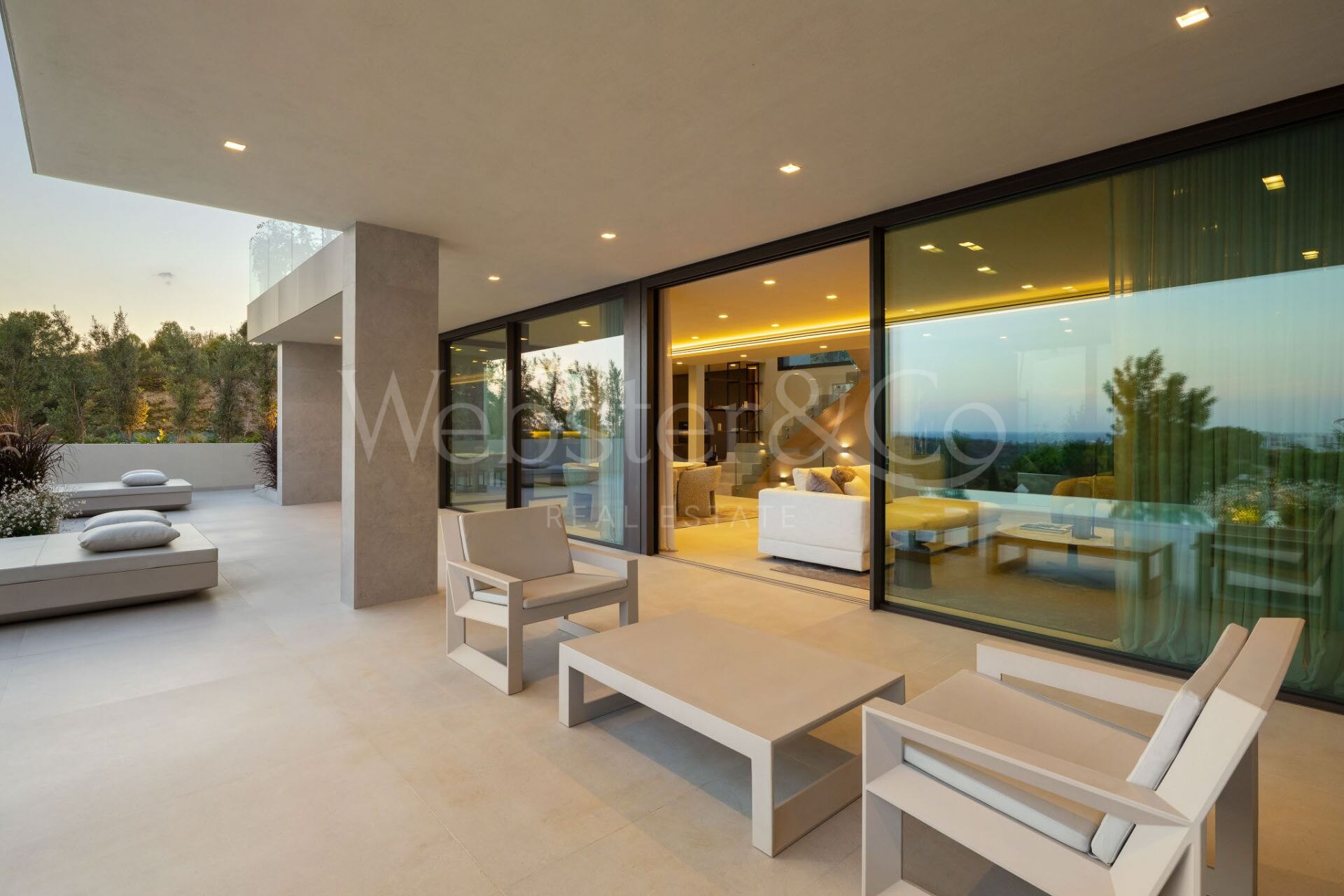 Villa Amara - Modern Property in Los Flamingos