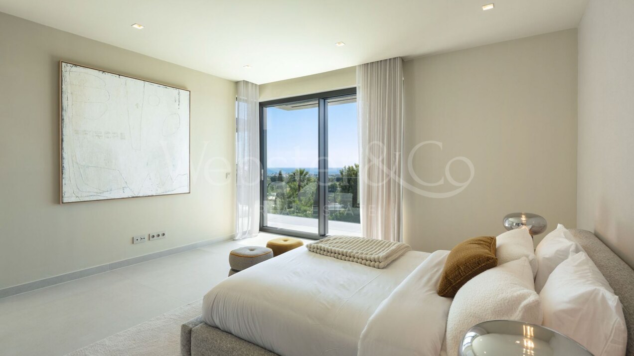 Villa Amara - Modern Property in Los Flamingos