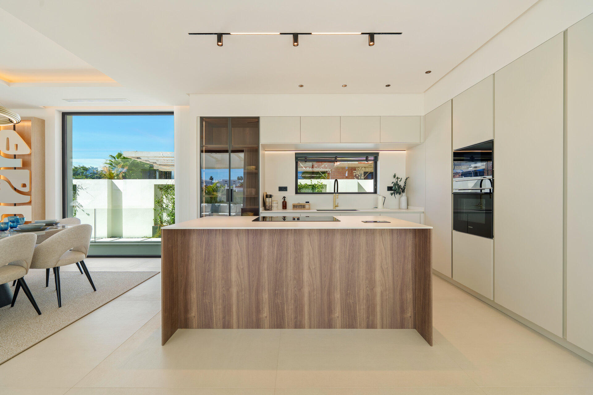 Linda Vista - Contemporary Villa in San Pedro