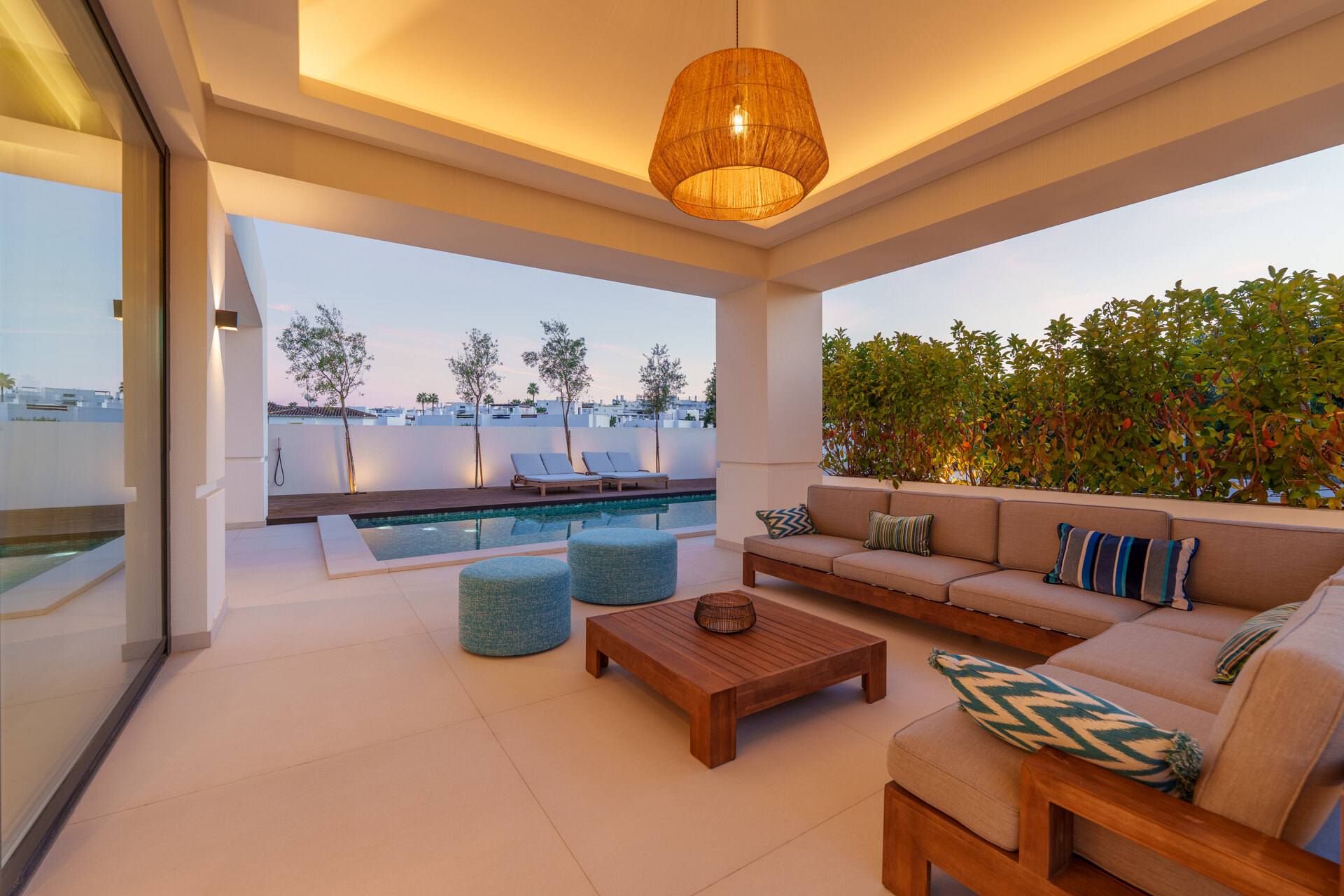 Linda Vista - Contemporary Villa in San Pedro