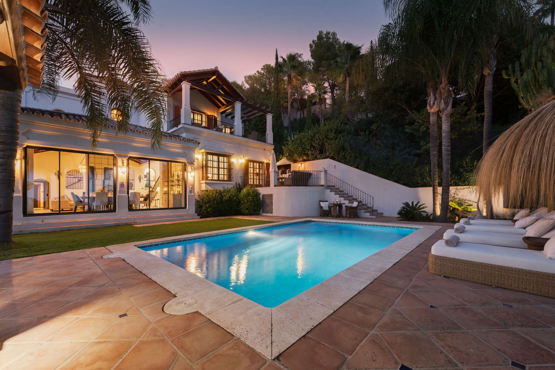 Villa Las Palmeras - Classical Home in El Madroñal