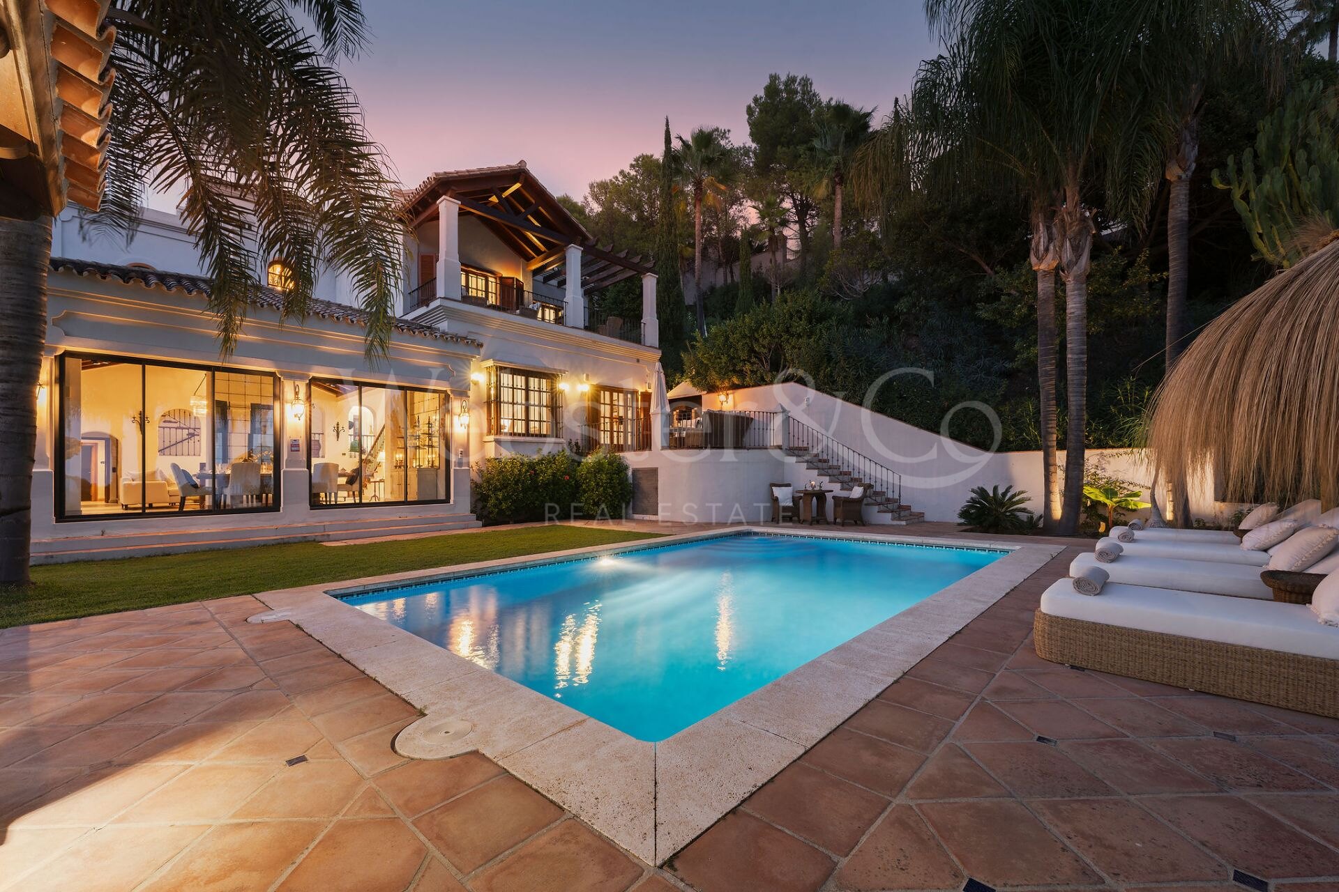 Villa Las Palmeras - Classical Home in El Madroñal