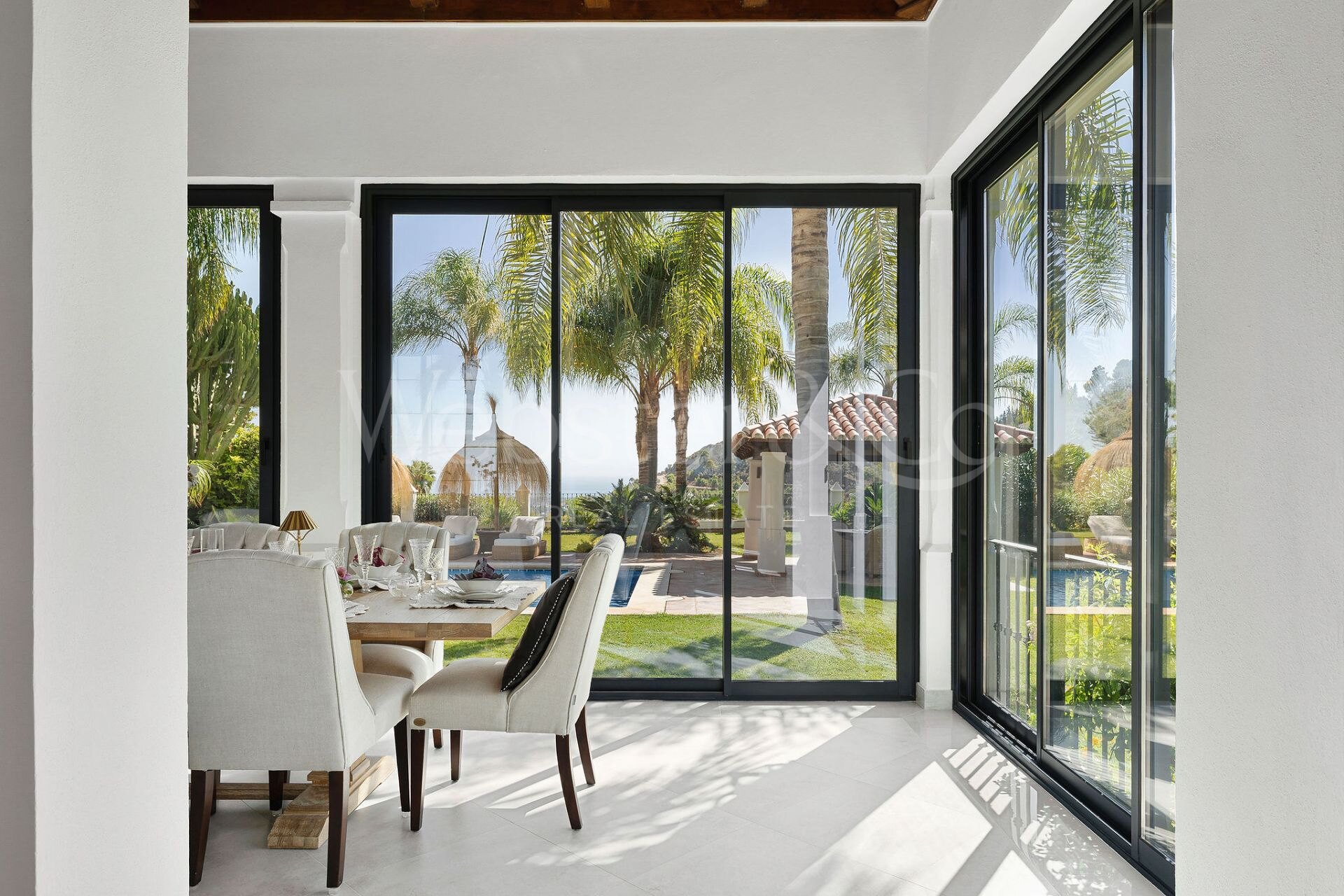 Villa Las Palmeras - Classical Home in El Madroñal