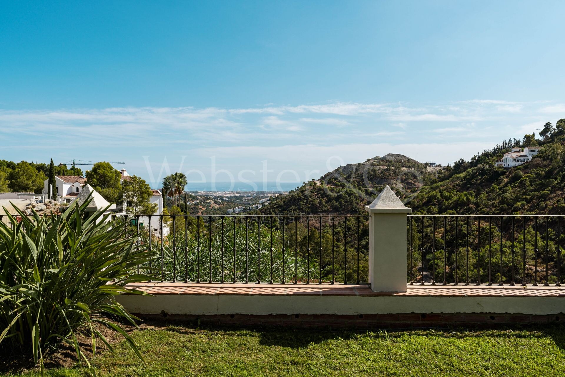 Villa Las Palmeras - Classical Home in El Madroñal