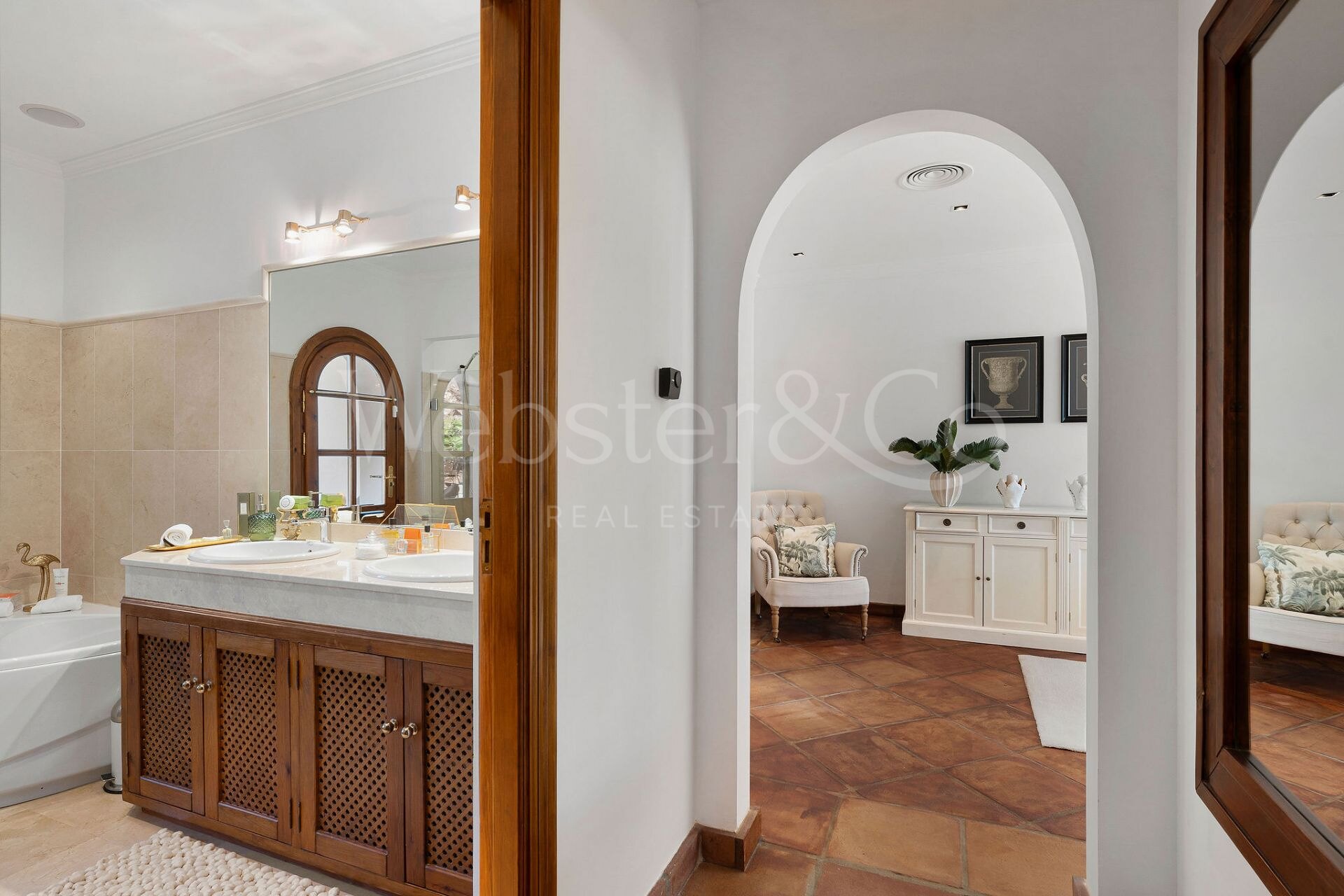 Villa Las Palmeras - Classical Home in El Madroñal