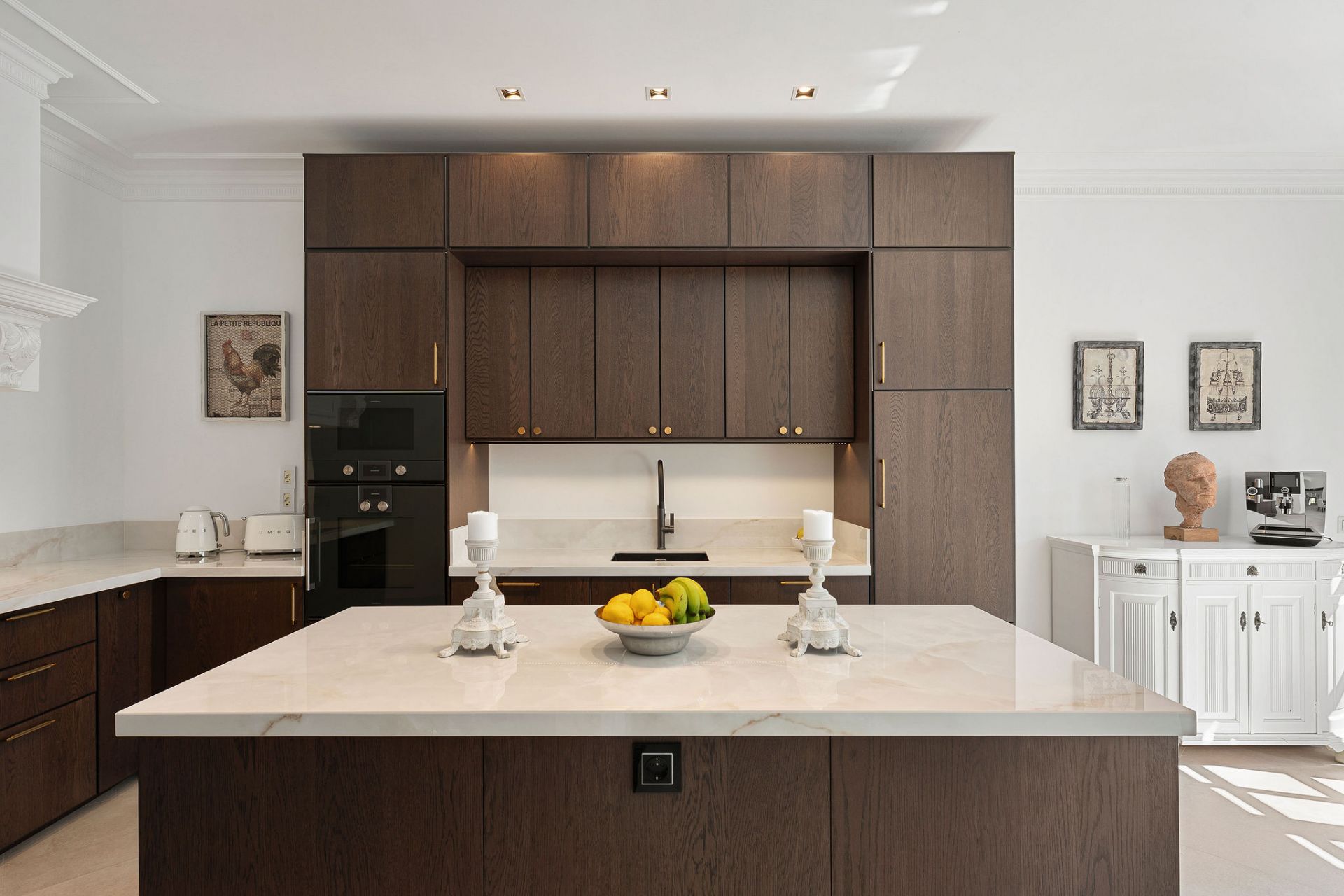 Villa Las Palmeras - Classical Home in El Madroñal