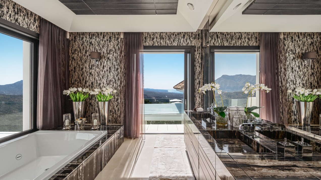 Exclusive Mansion in La Zagaleta - Rare Opportunity