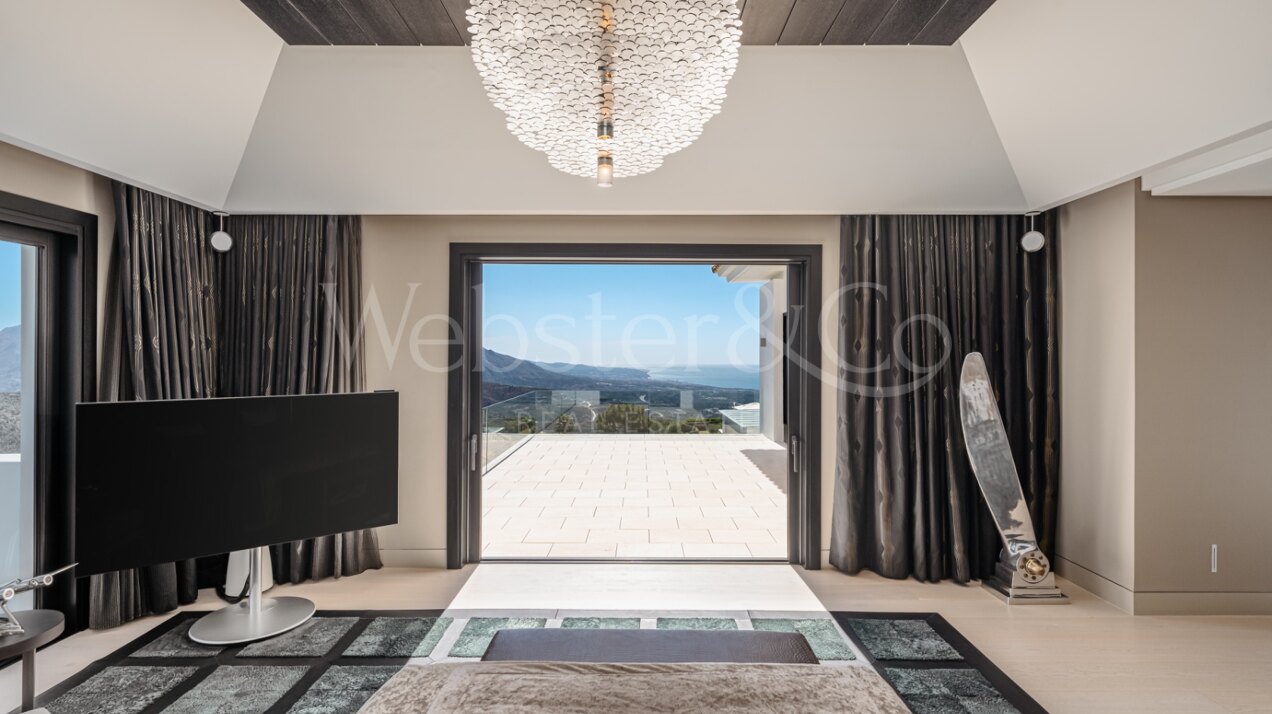 Exclusive Mansion in La Zagaleta - Rare Opportunity