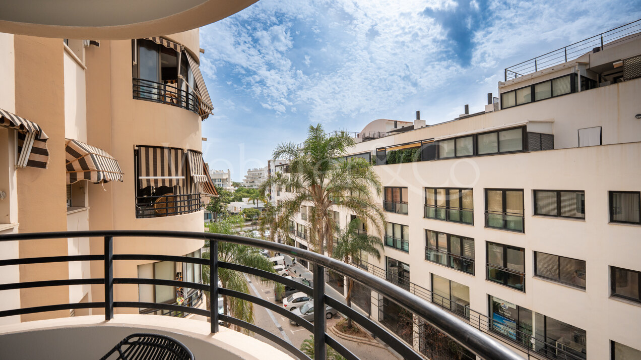 Apartment Aurea - Refurbished & Modern in Marbella