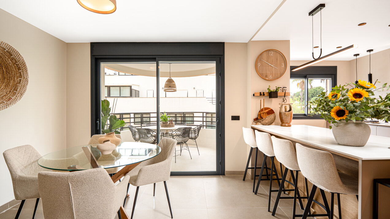 Refurbished 3 bed apartment in Marbella is a gem!