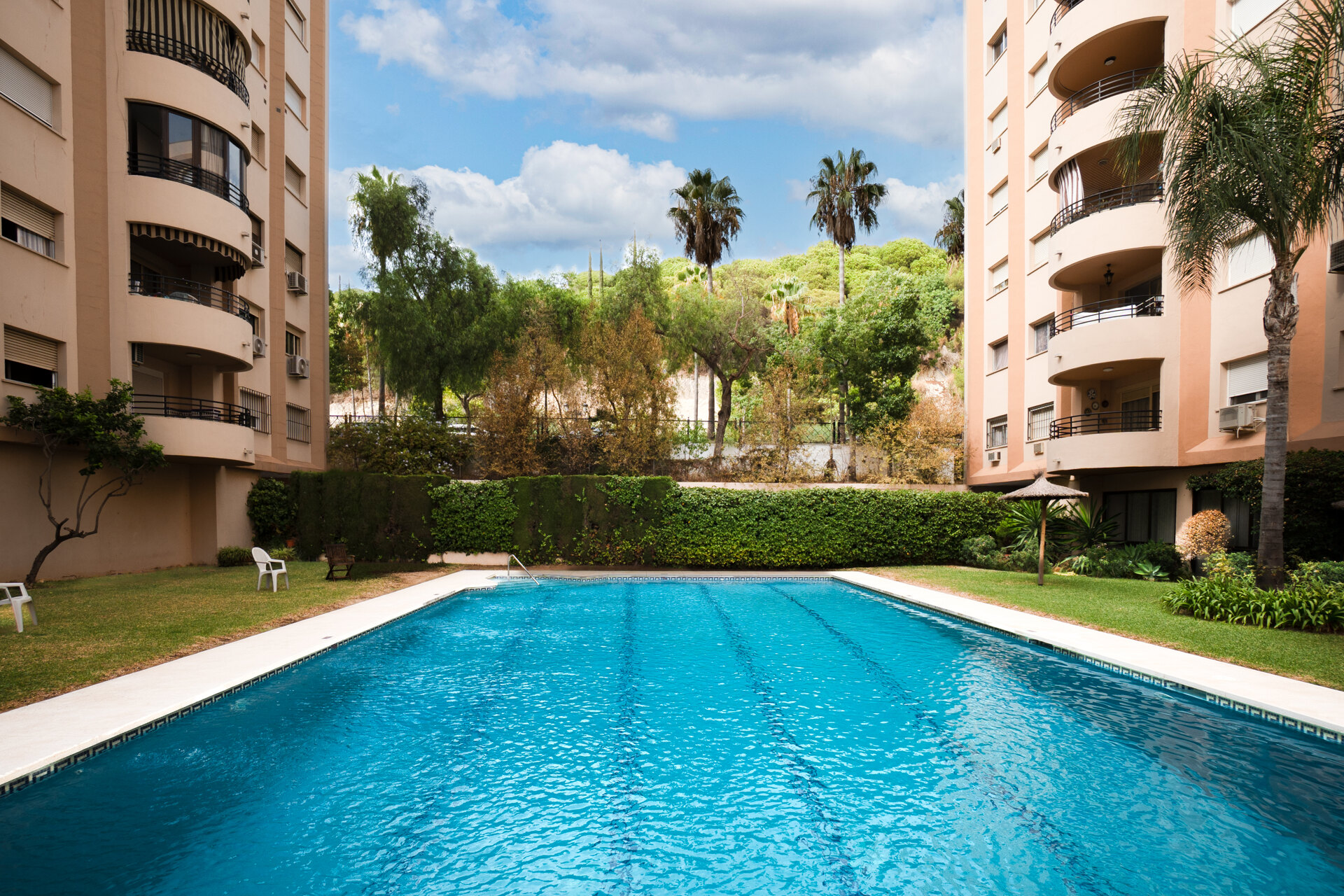Refurbished 3 bed apartment in Marbella is a gem!