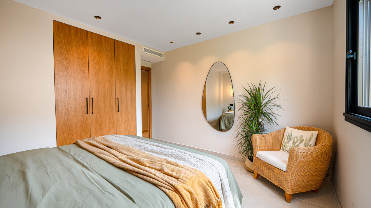 Refurbished 3 bed apartment in Marbella is a gem!