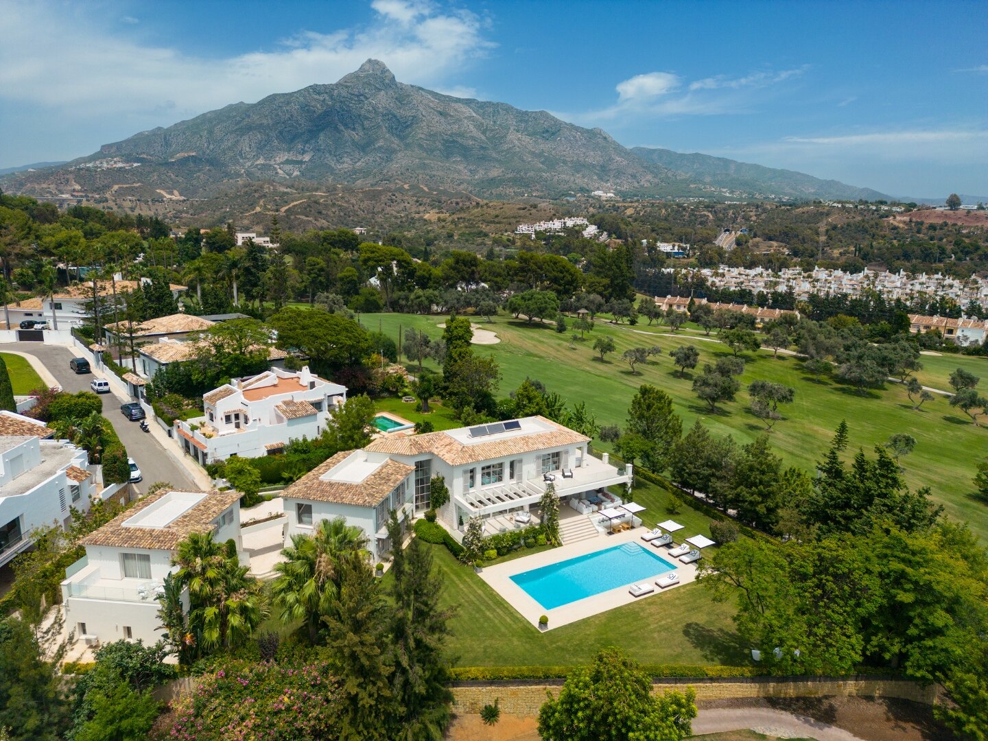 Remarkable estate offers elegance, privacy & luxury