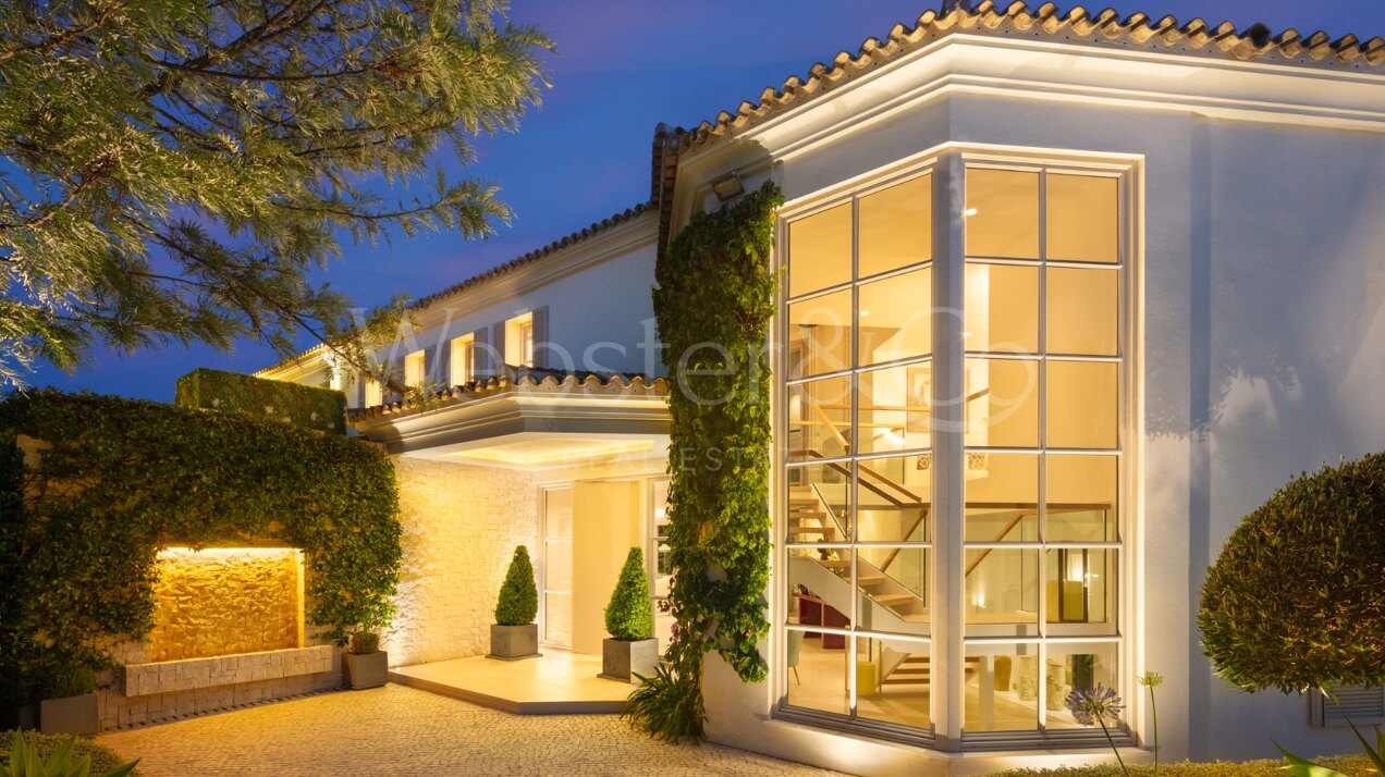 Aloha 40 - Private, Luxury Villa in Nueva Andalucía