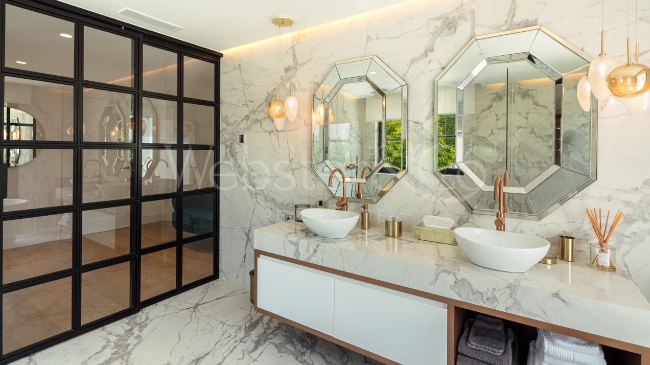 Aloha 40 - Private, Luxury Villa in Nueva Andalucía