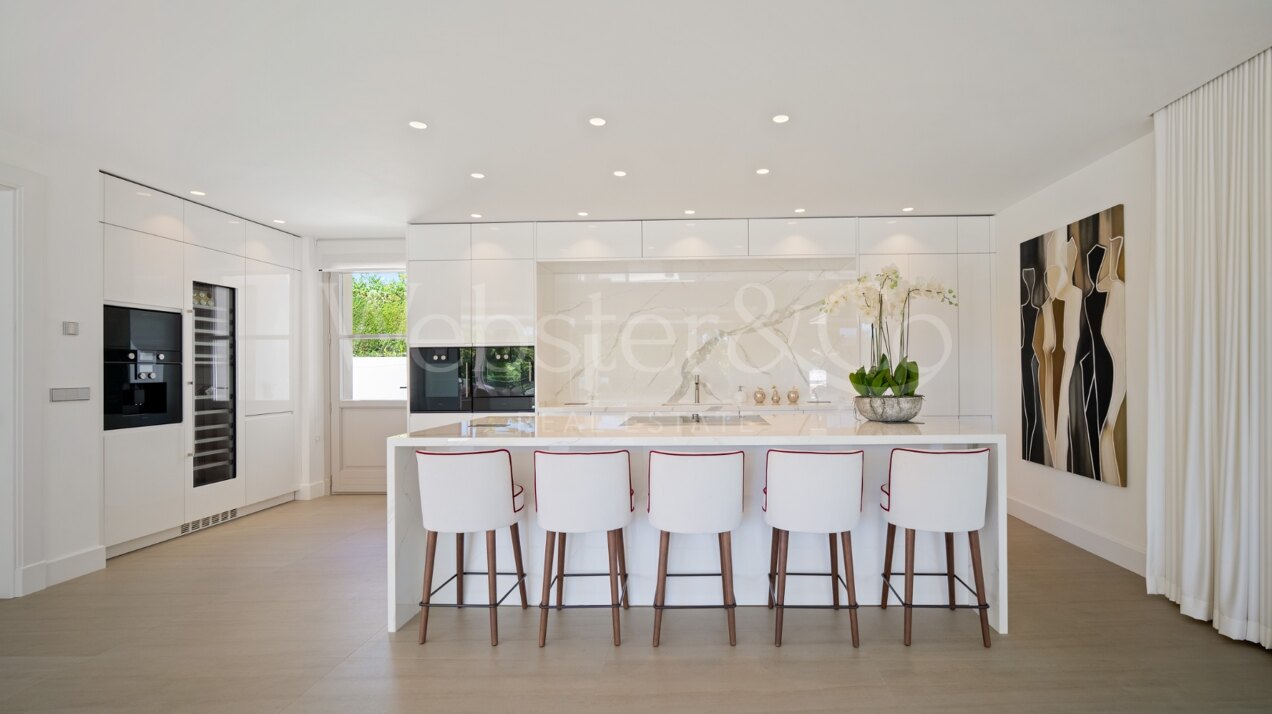 Aloha 40 - Private, Luxury Villa in Nueva Andalucía