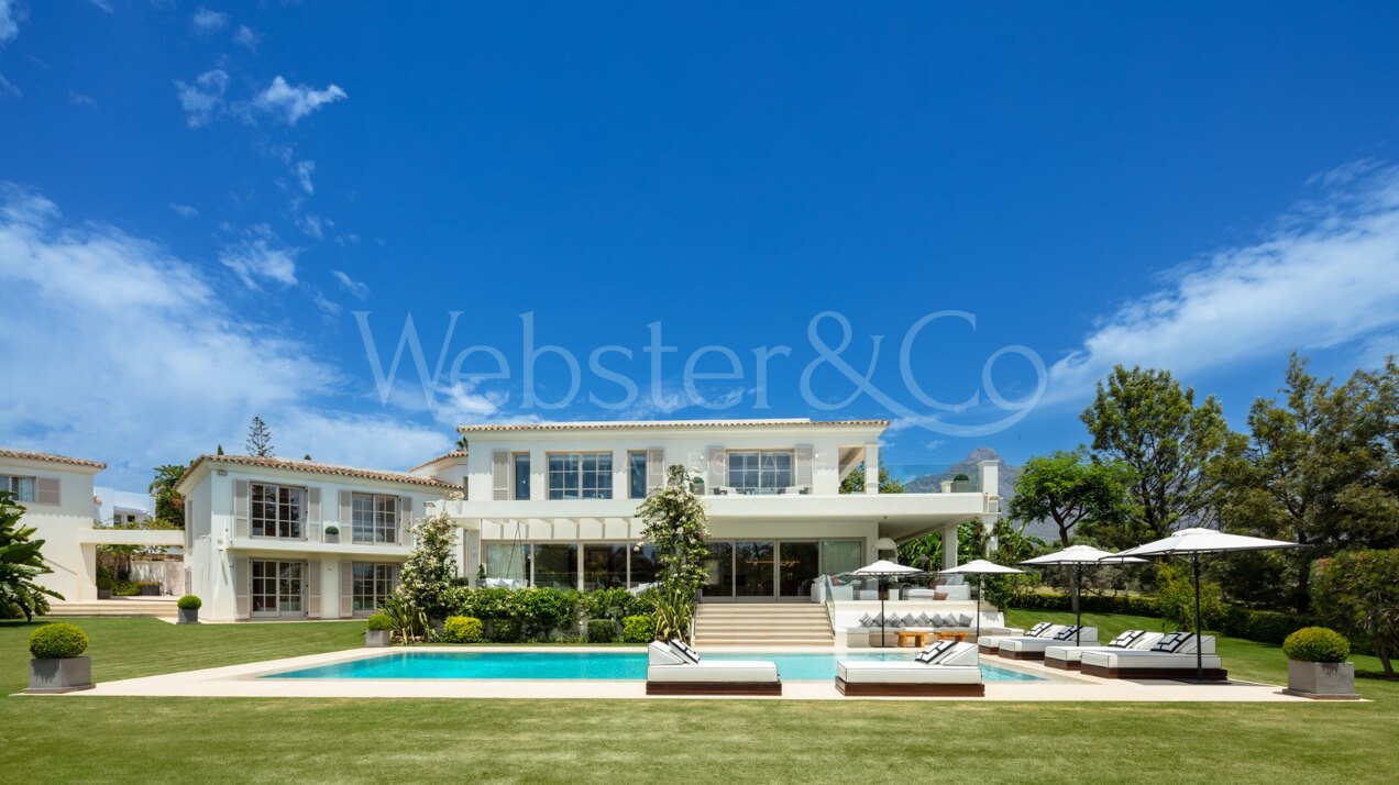 Aloha 40 - Private, Luxury Villa in Nueva Andalucía