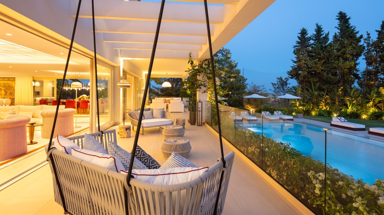 Remarkable estate offers elegance, privacy & luxury