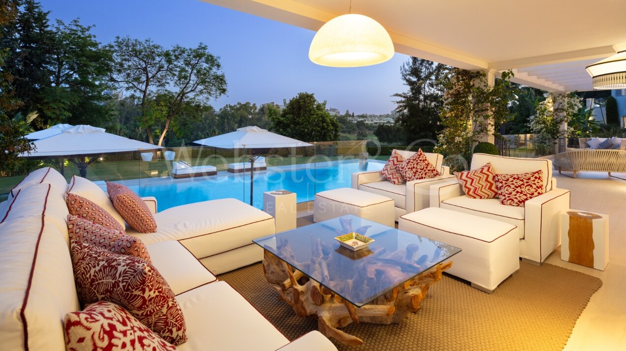 Aloha 40 - Private, Luxury Villa in Nueva Andalucía