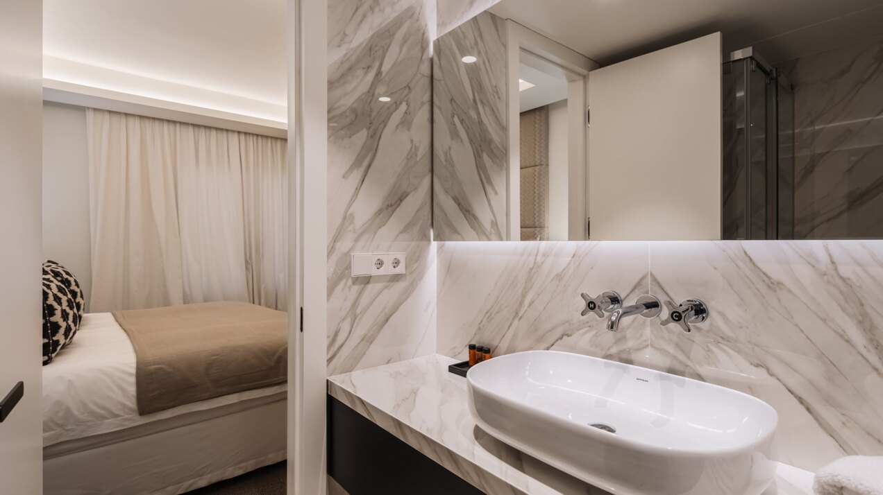 Exclusivity & elegance at the Puente Romano