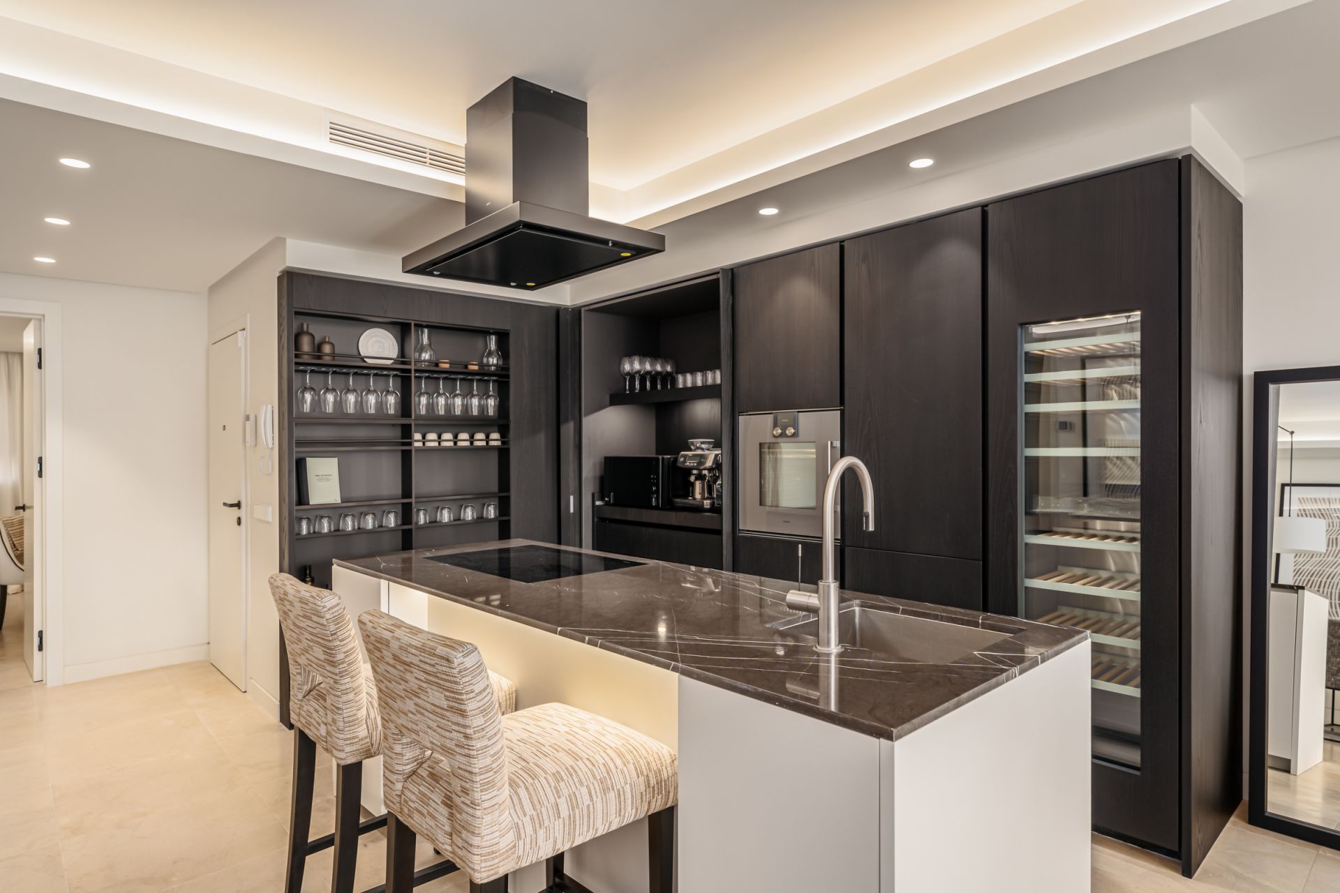 Exclusivity & elegance at the Puente Romano
