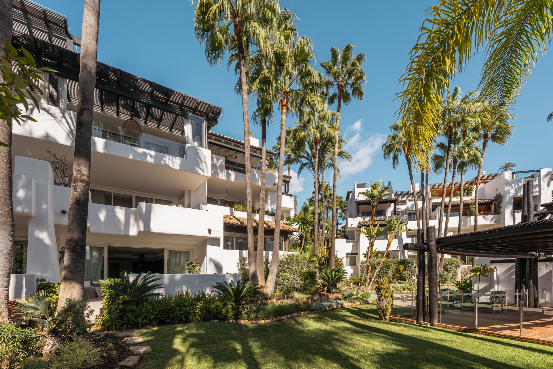Exclusivity & elegance at the Puente Romano