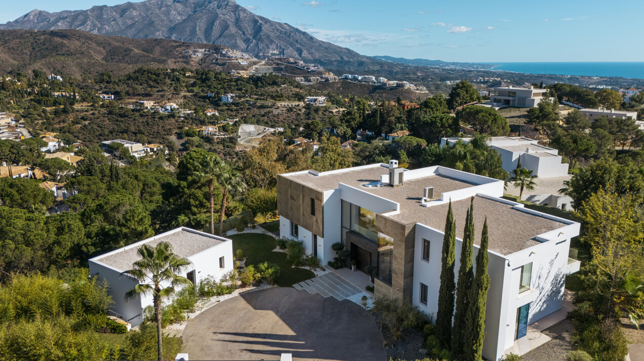 Elegance, comfort & privacy in harmony with nature