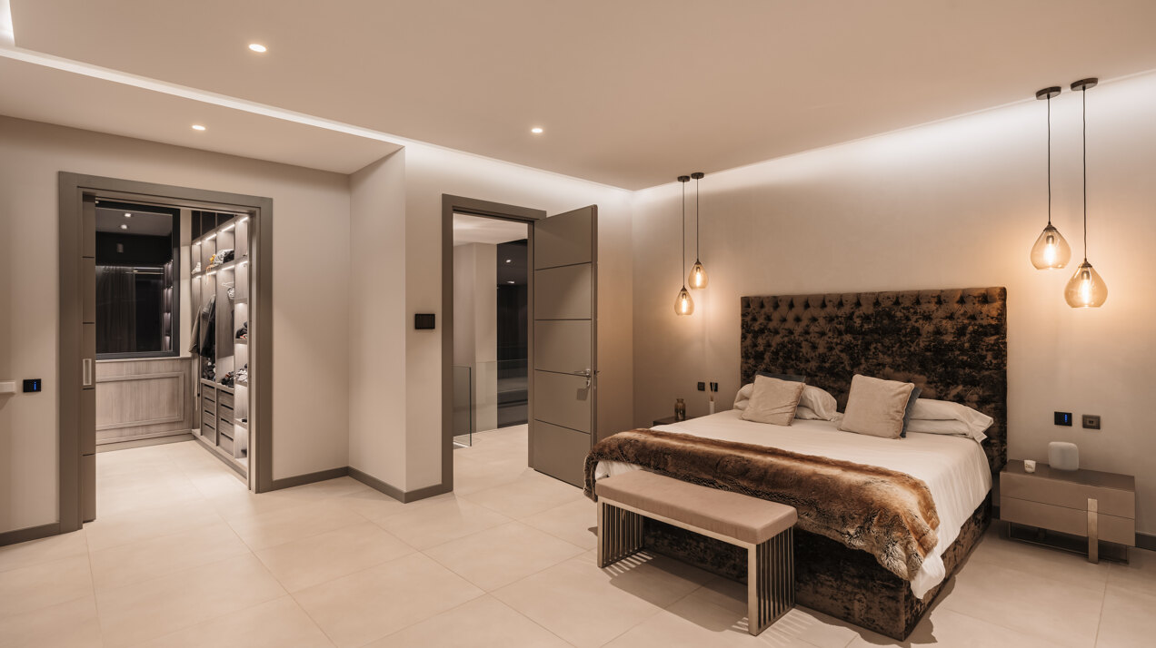 Elegance, comfort & privacy in harmony with nature