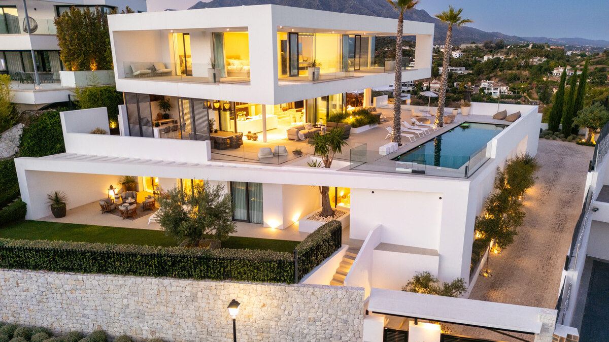 A lifestyle designed by comfort & sophistication
