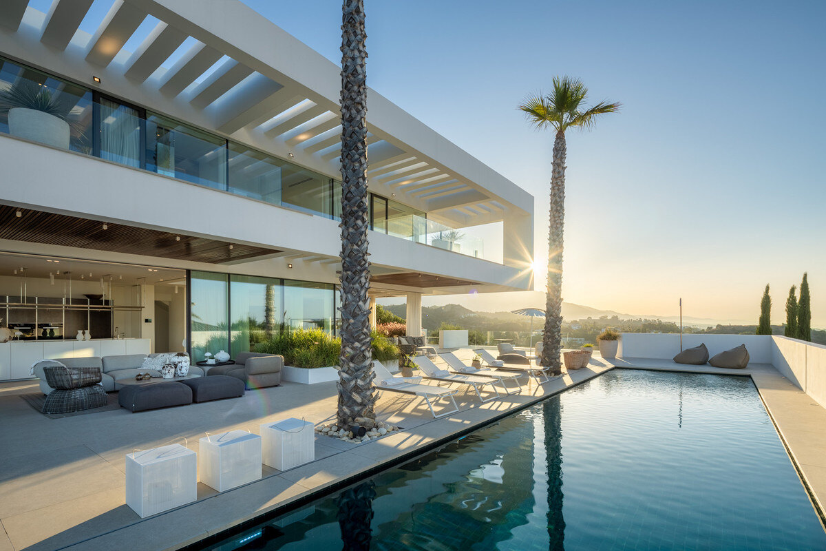 A lifestyle designed by comfort & sophistication