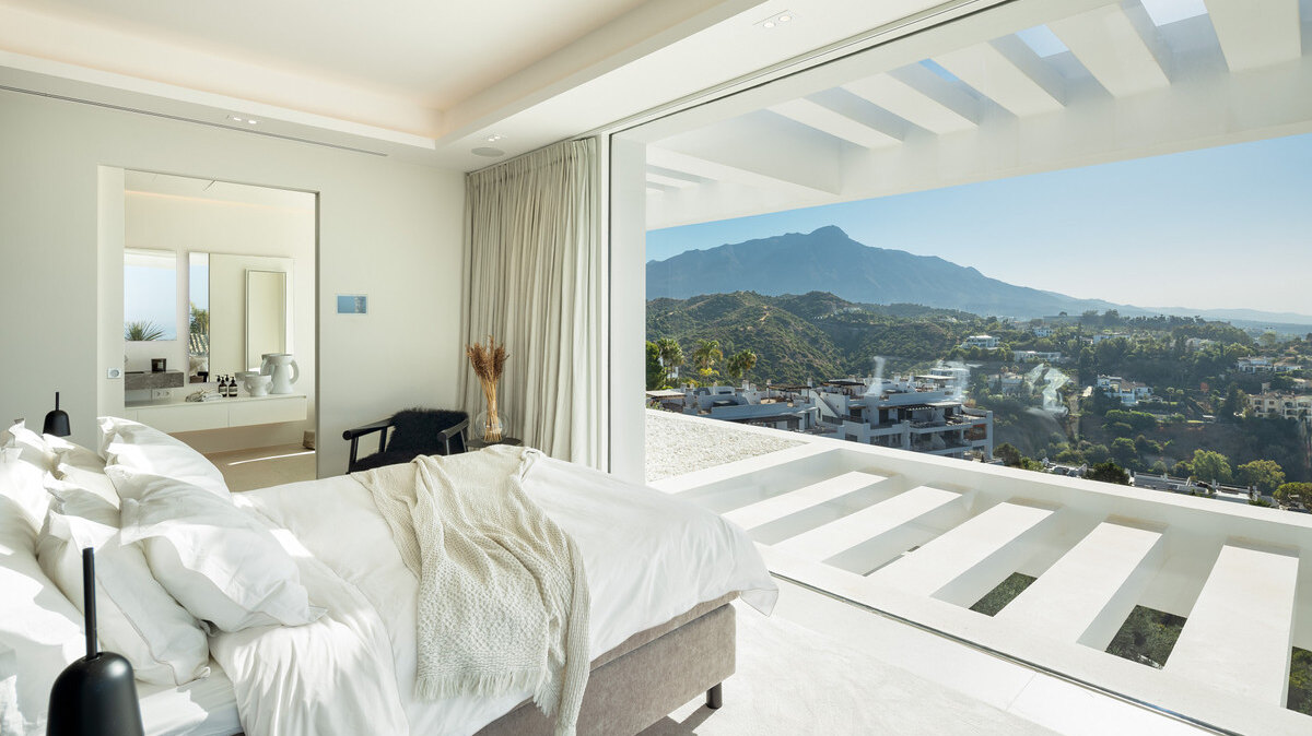 A lifestyle designed by comfort & sophistication