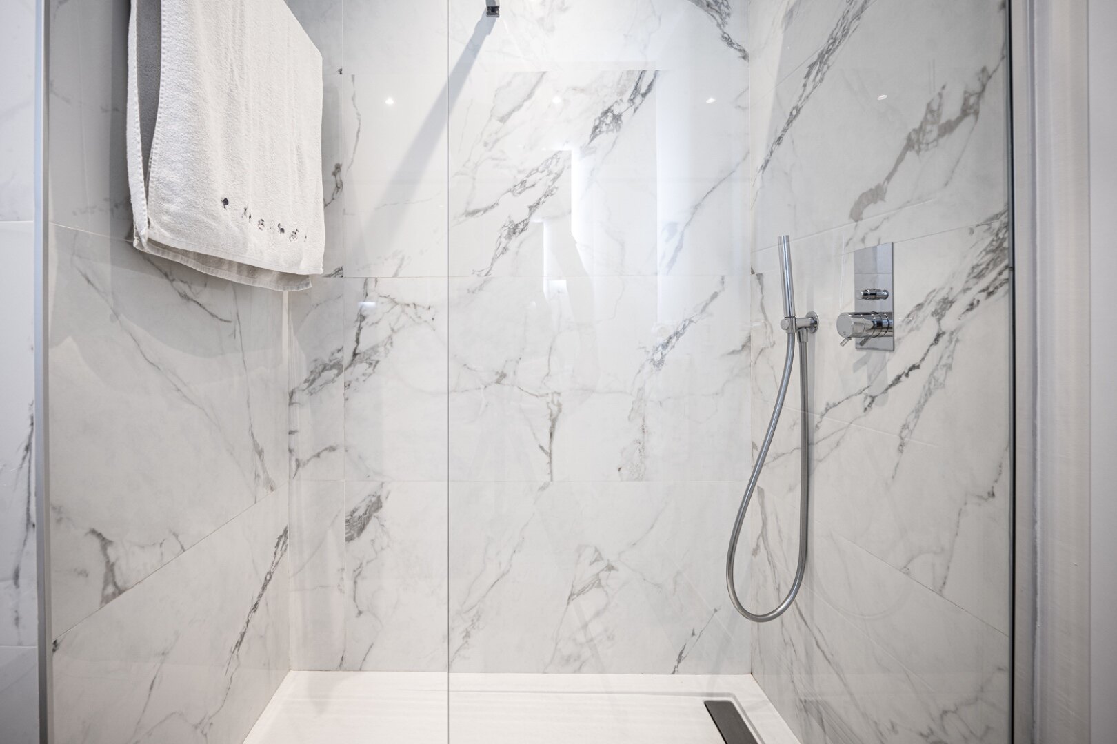 Exquisite blend of modern design and comfort