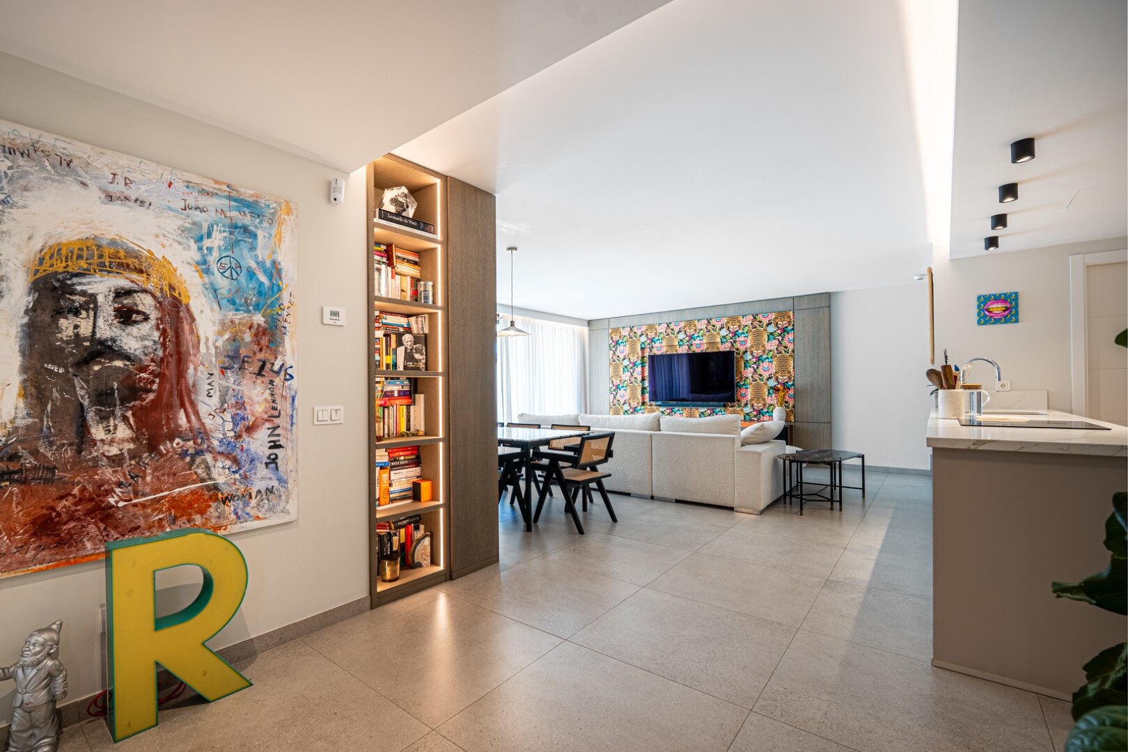 Exquisite blend of modern design and comfort