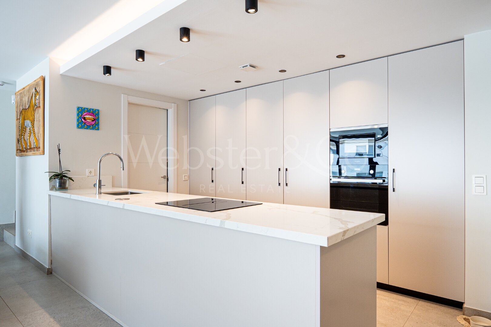 Penthouse Poniente - Modern Duplex in San Pedro