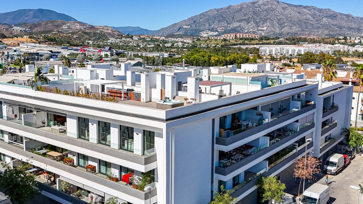 Exquisite blend of modern design and comfort