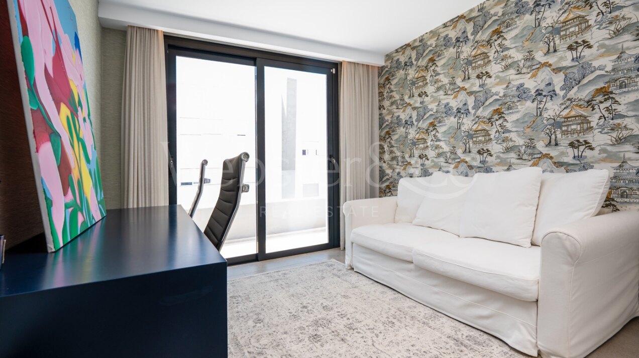 Penthouse Poniente - Modern Duplex in San Pedro