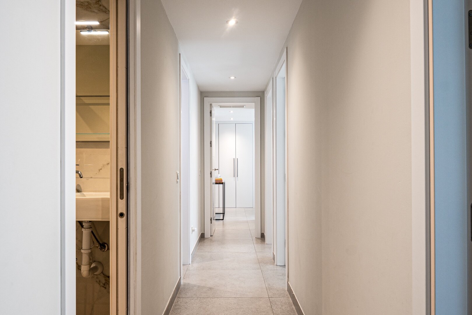 Exquisite blend of modern design and comfort