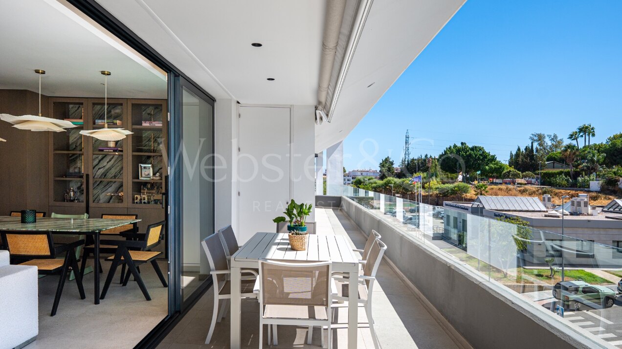 Penthouse Poniente - Modern Duplex in San Pedro