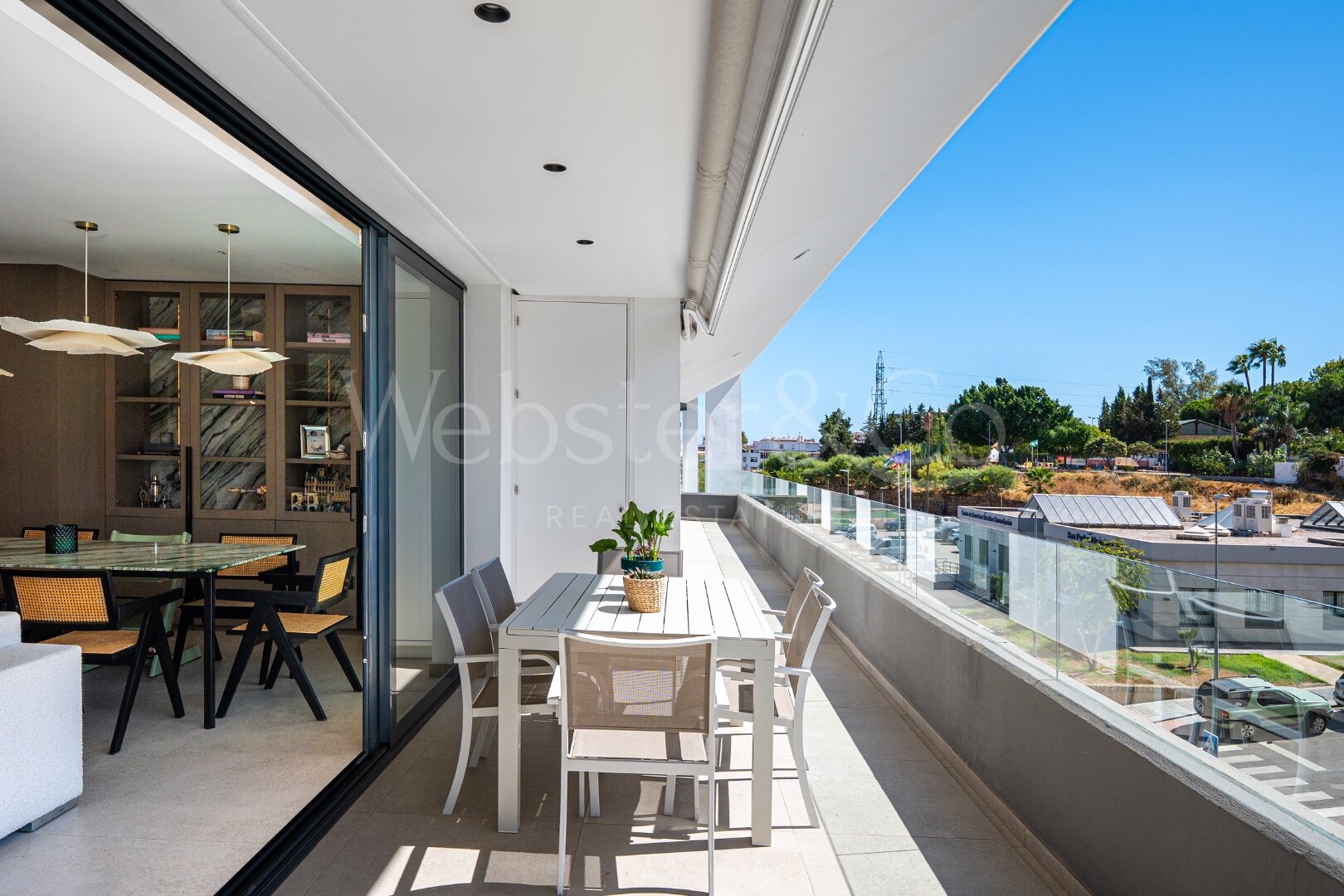 Penthouse Poniente - Modern Duplex in San Pedro