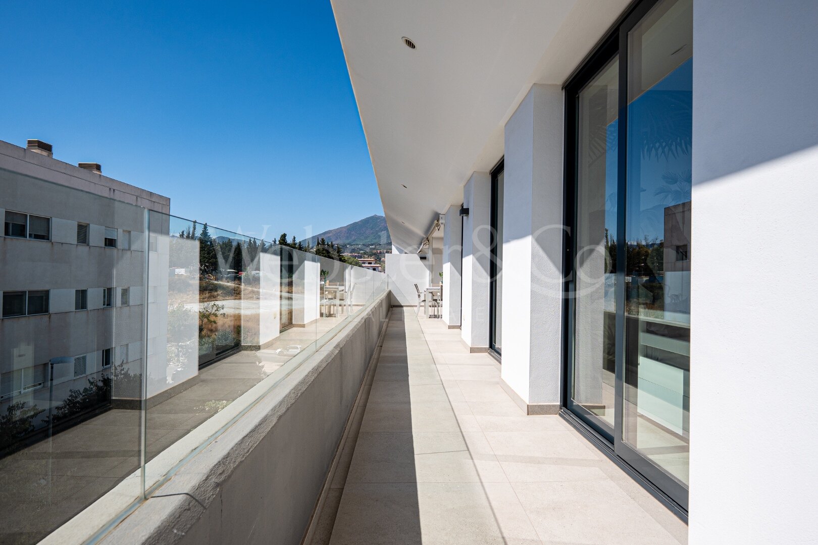 Penthouse Poniente - Modern Duplex in San Pedro