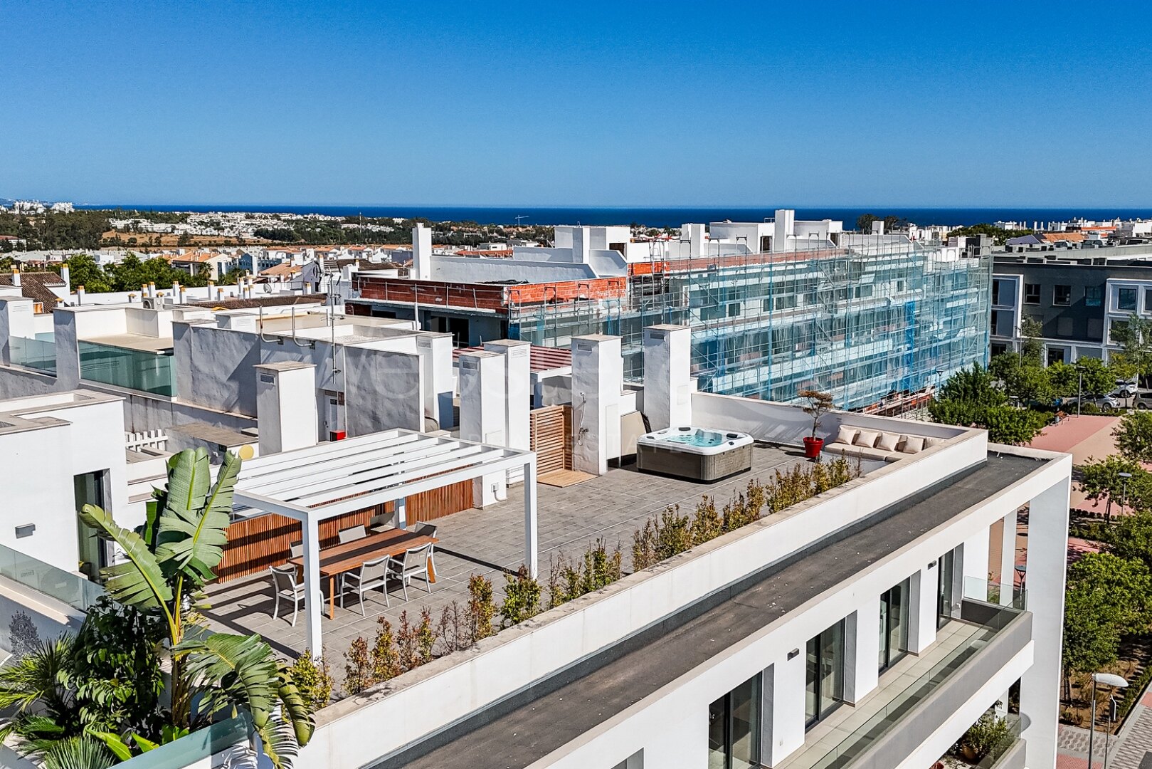 Penthouse Poniente - Modern Duplex in San Pedro