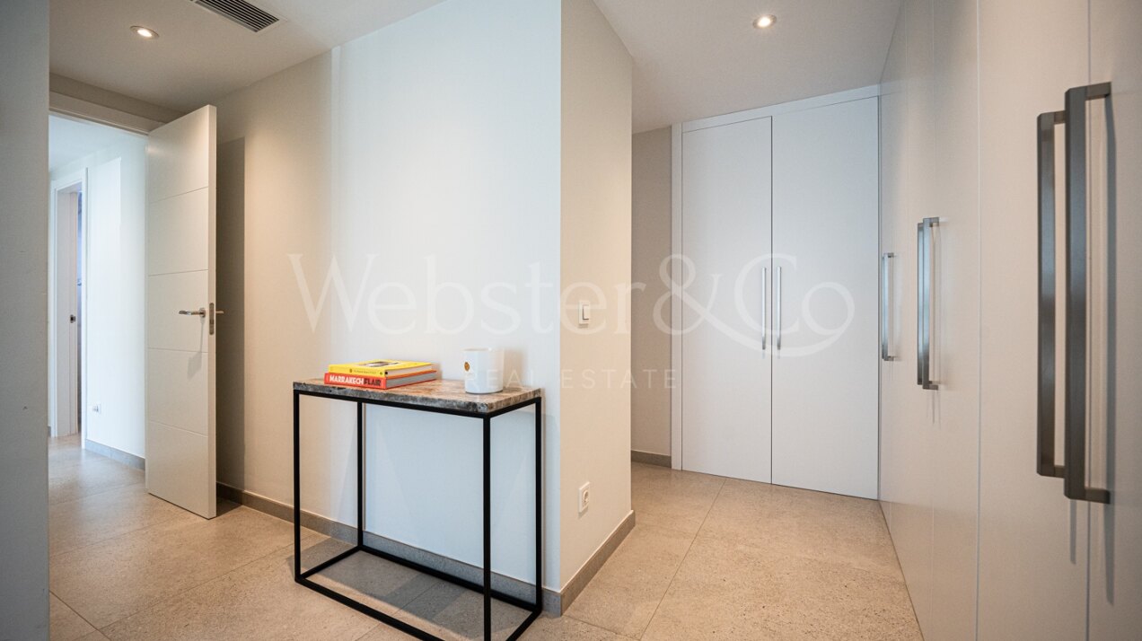 Penthouse Poniente - Modern Duplex in San Pedro