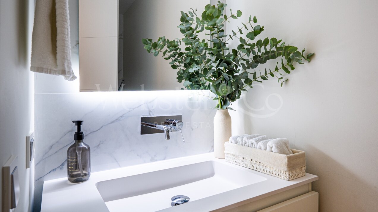 Penthouse Poniente - Modern Duplex in San Pedro