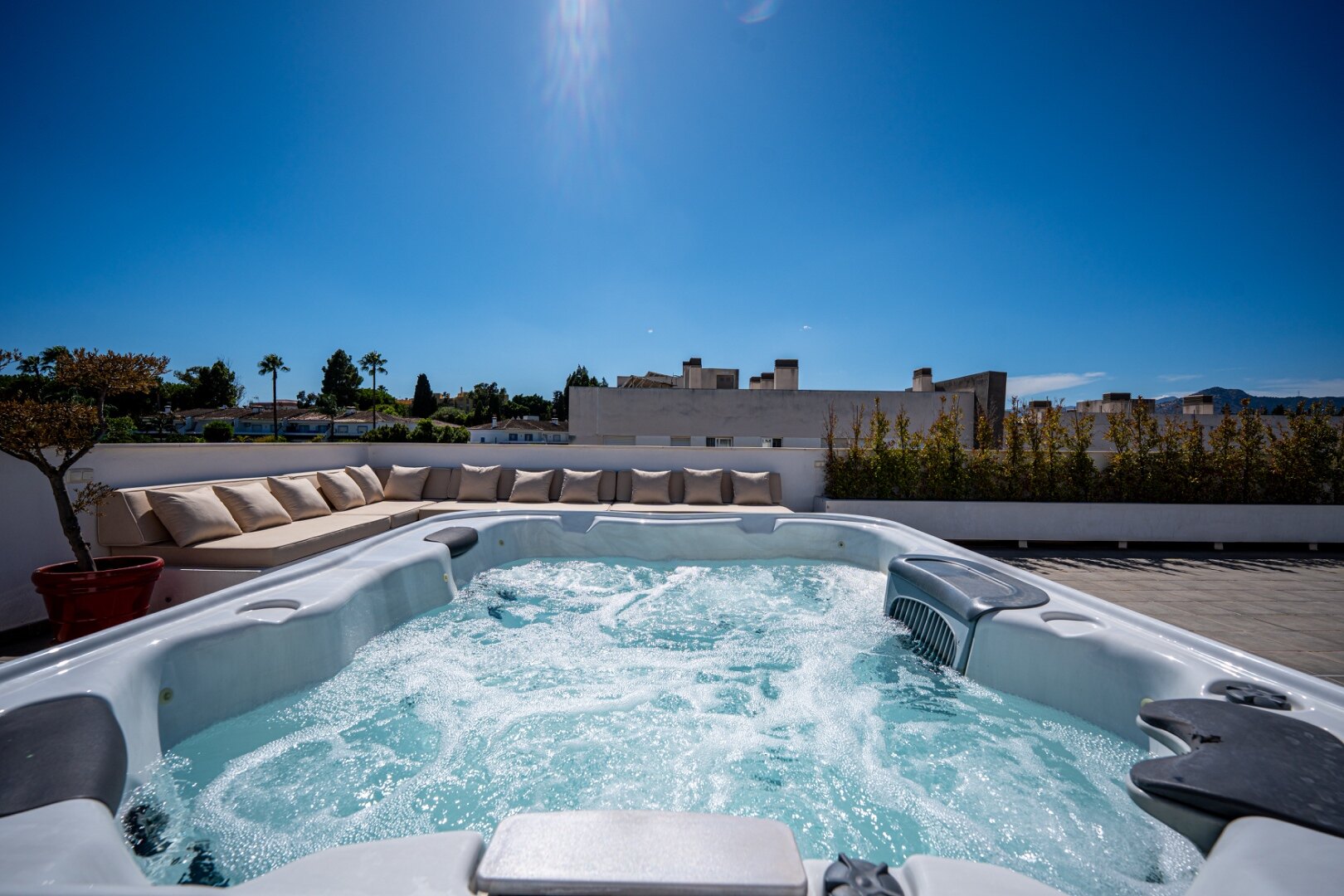 Exquisite blend of modern design and comfort