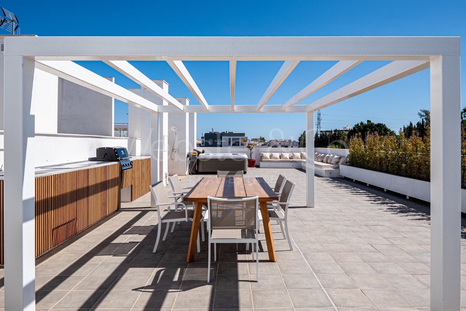 Penthouse Poniente - Modern Duplex in San Pedro