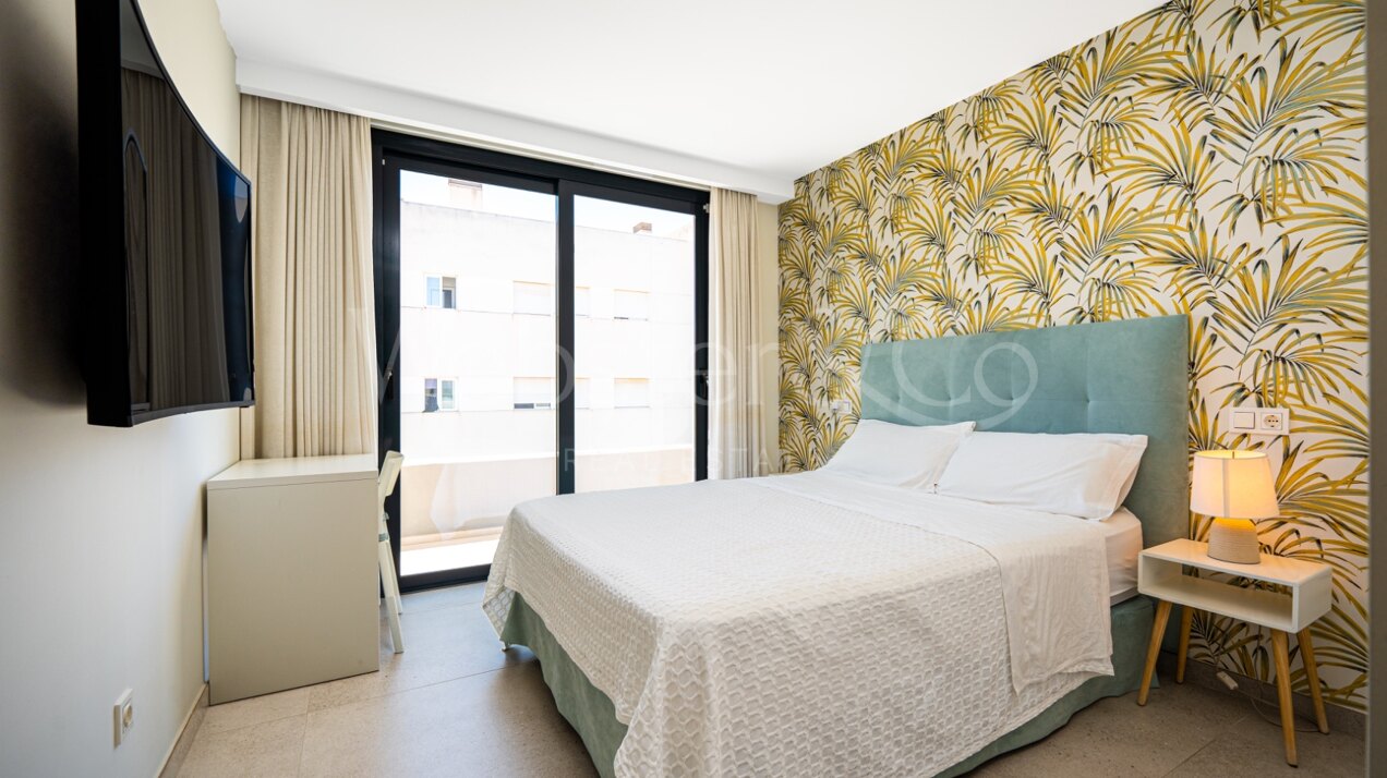 Penthouse Poniente - Modern Duplex in San Pedro