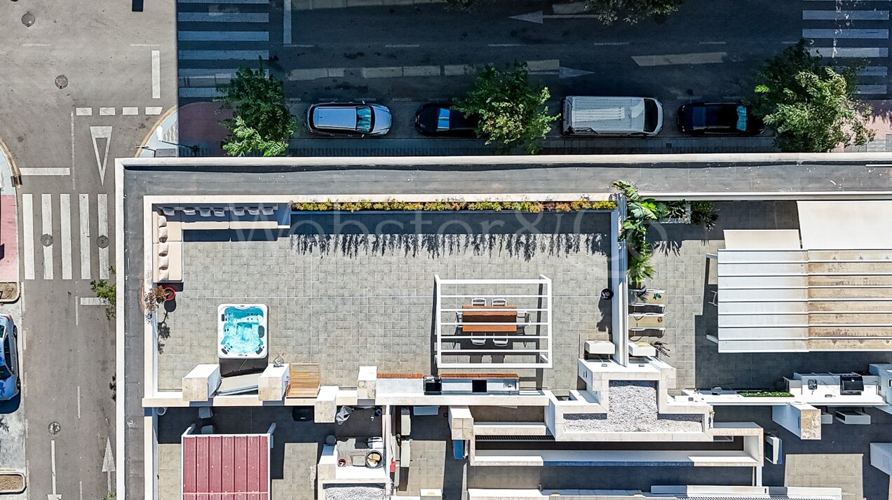 Penthouse Poniente - Modern Duplex in San Pedro