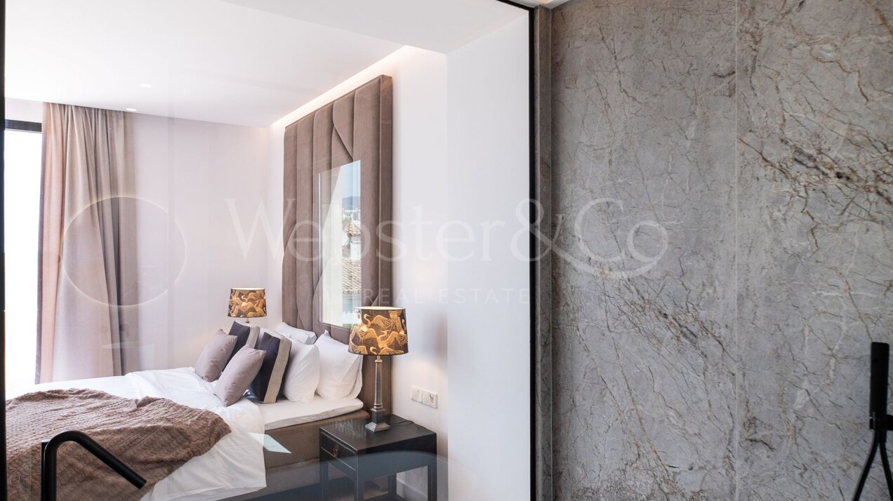 Villa Minoo - Elegant Property in Paraiso Alto