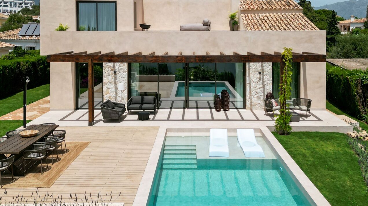 Beautifully renovated villa in Paraiso Alto