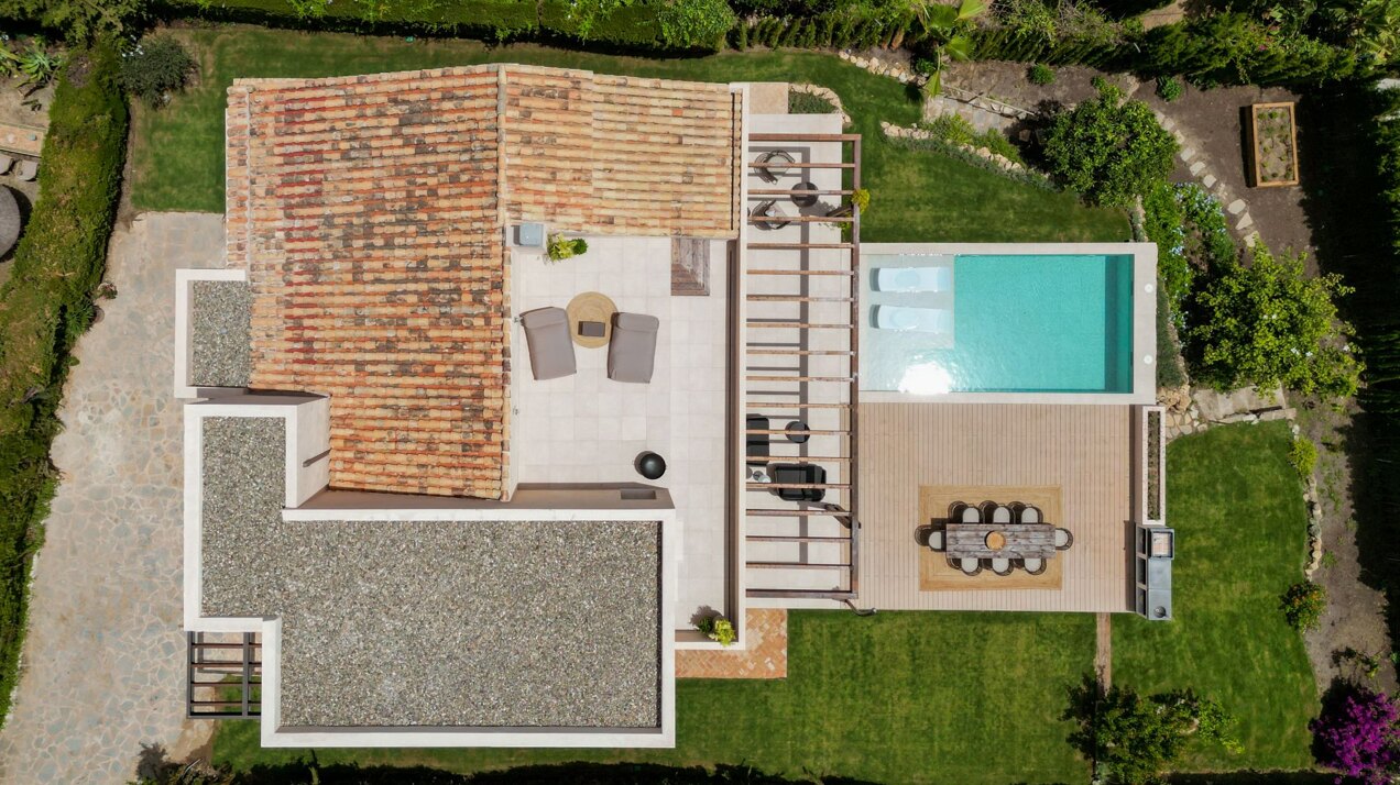 Beautifully renovated villa in Paraiso Alto